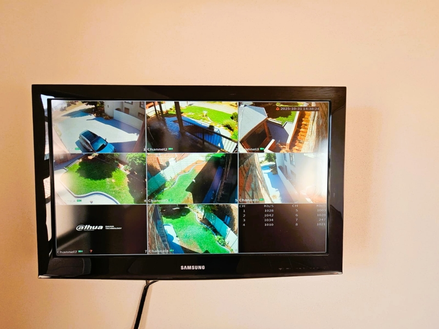 5 Bedroom Property for Sale in Stilbaai Wes Western Cape